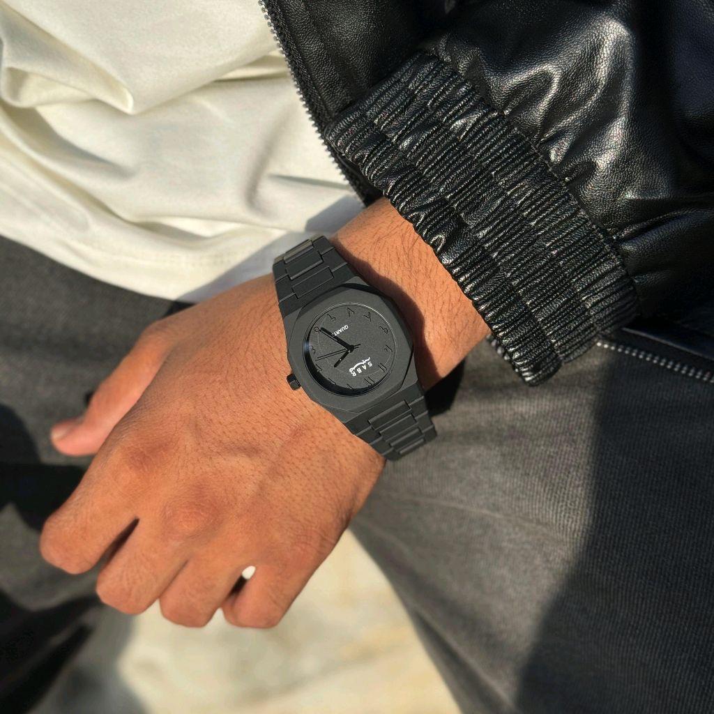 Arabic Aura Black Watch    ساعة عربية سوداء شهيرة